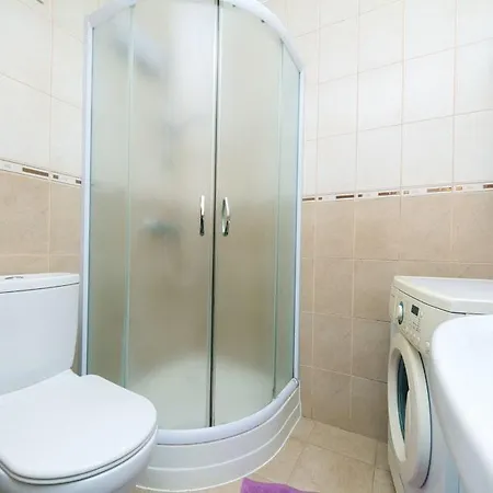 Apartment Two Bedsright Near Arena *
